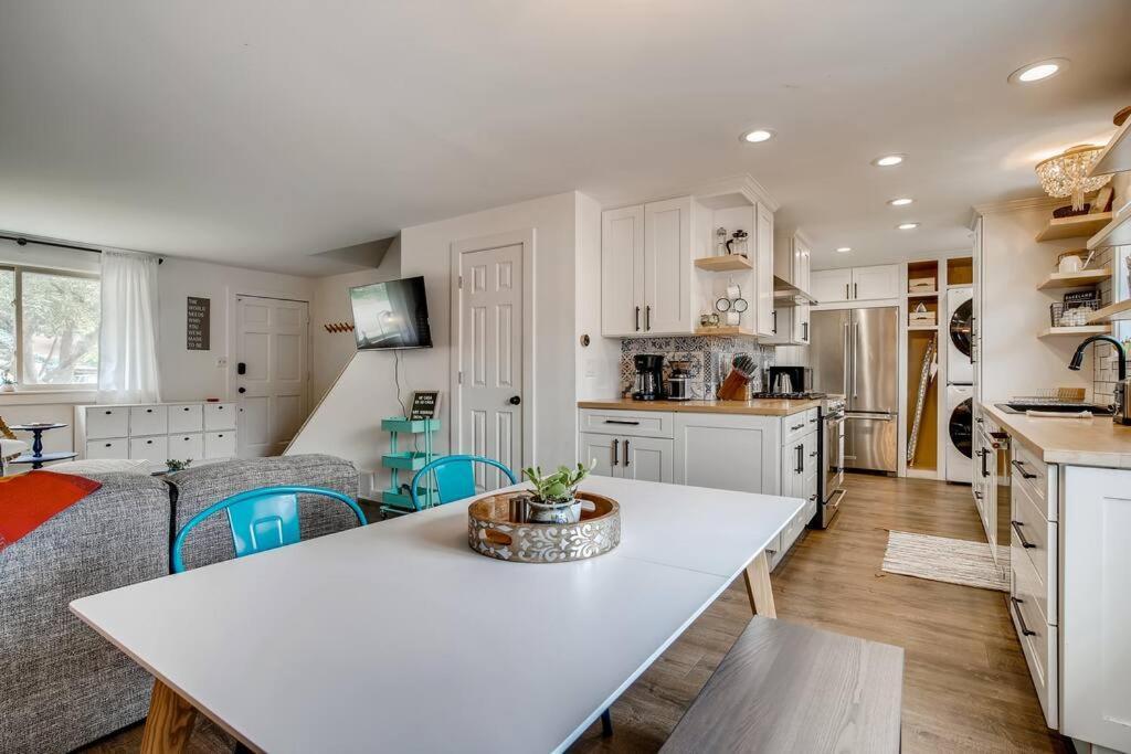 Family Townhome Near Mountains & Olde Town Arvada Bagian luar foto