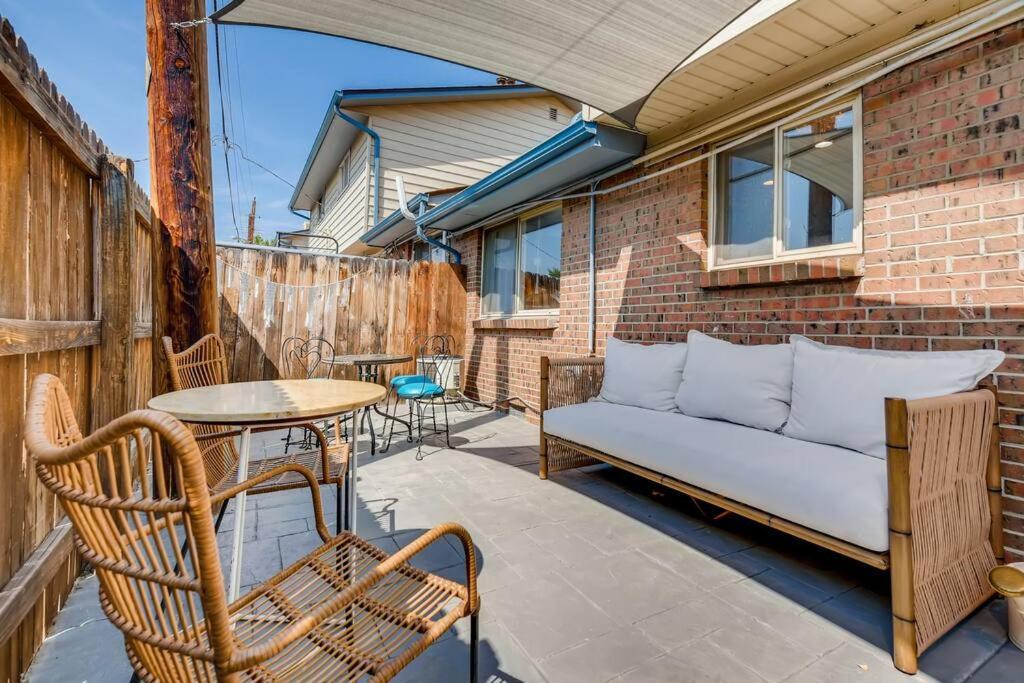 Family Townhome Near Mountains & Olde Town Arvada Bagian luar foto