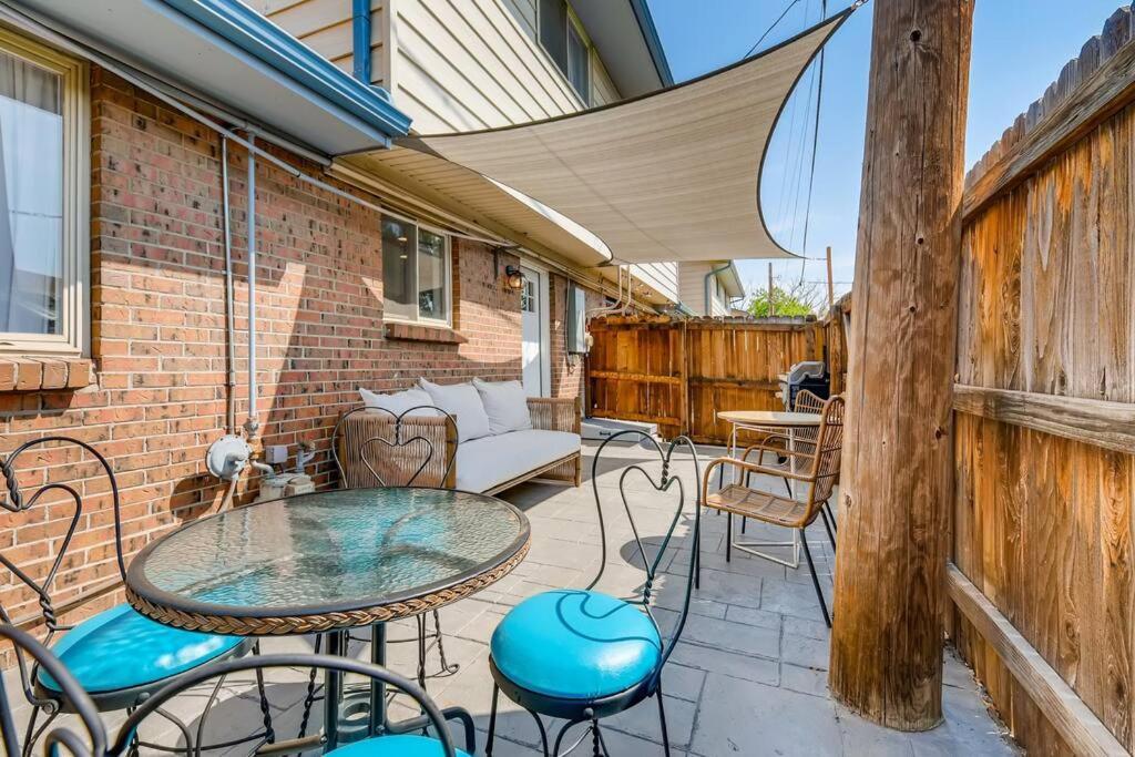 Family Townhome Near Mountains & Olde Town Arvada Bagian luar foto